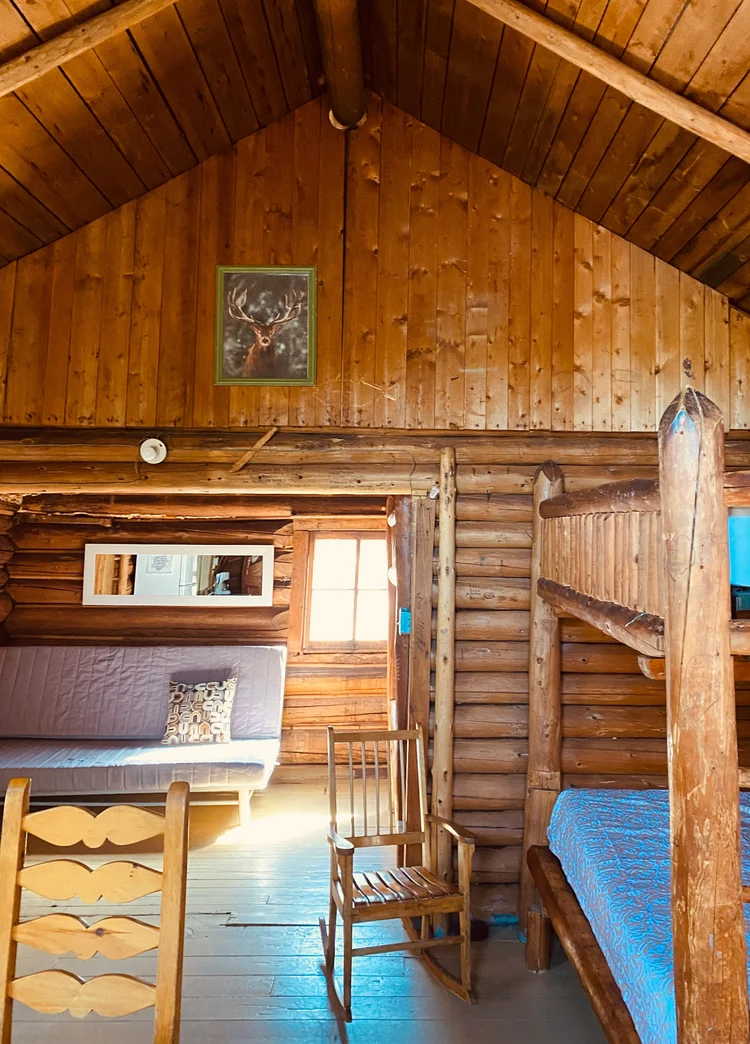 CHALET 9 — Auberge la Barrière (2014) – Auberge la Barrière (2014)