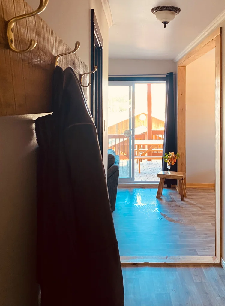 JUMELÉE (semi-détaché) situé au centre du site. – Auberge la Barrière (2014)