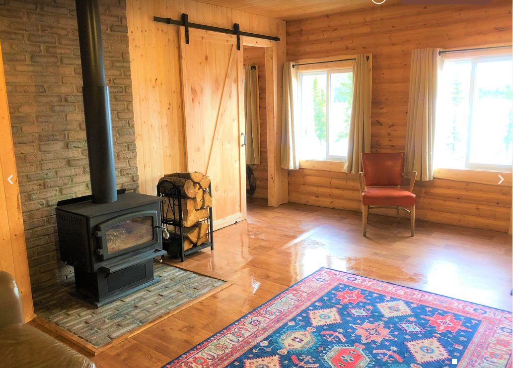 Group Cabin — Auberge Wedge Hills Lodge - Circuits Péninsule d'Or – Auberge Wedge Hills Lodge - Circuits Péninsule d'Or