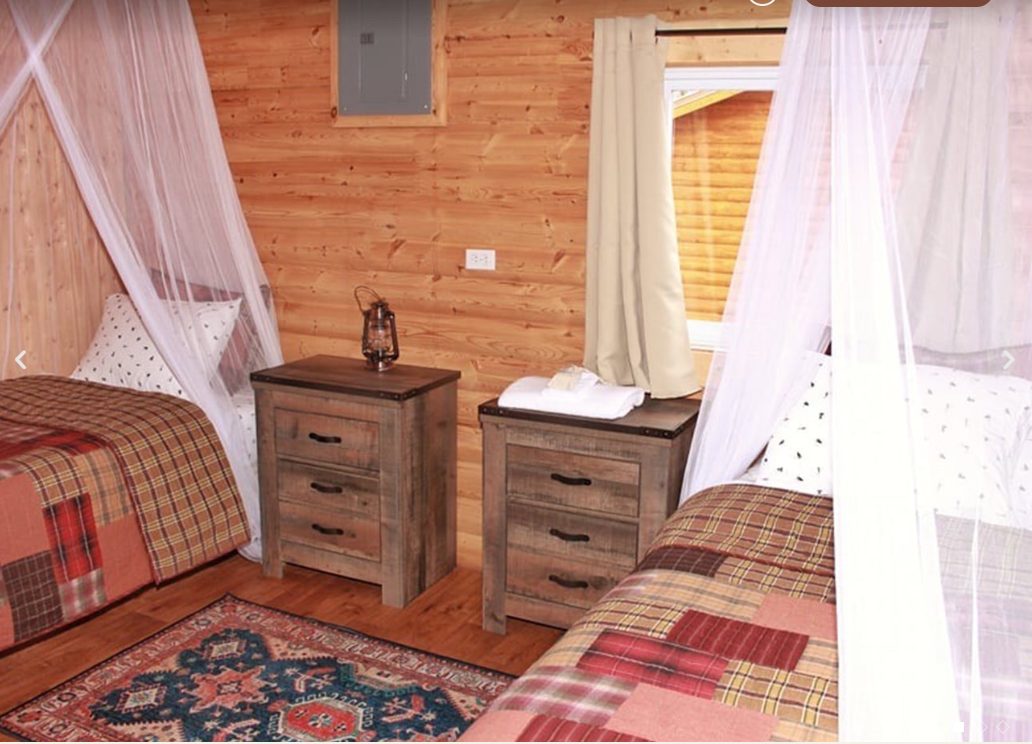 Group Cabin – Auberge Wedge Hills Lodge - Circuits Péninsule d'Or