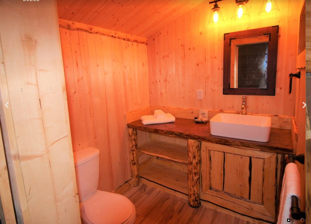 Lodge Cabins – Auberge Wedge Hills Lodge - Circuits Péninsule d'Or