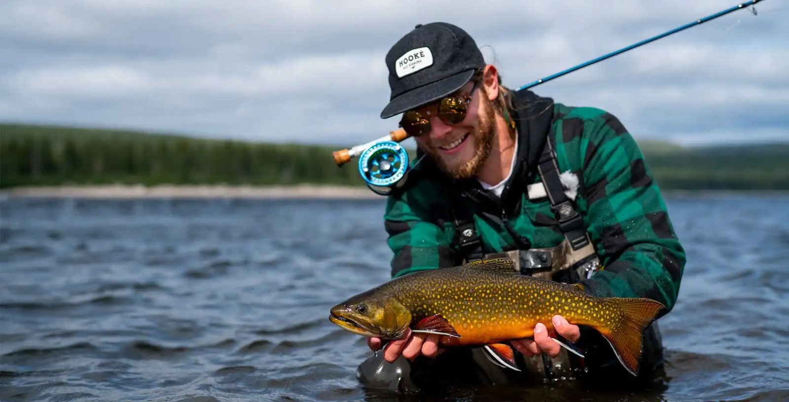 Fishing at Auberge Wedge Hills Lodge - Circuits Péninsule d'Or, Nunavik, Quebec — photo 4