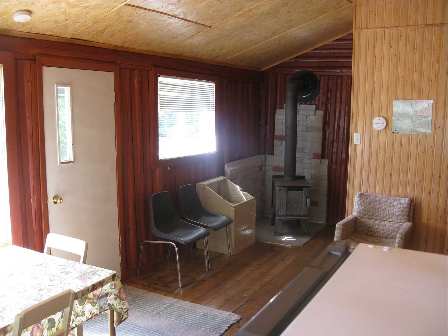 Chalet Loutre – Domaine du Lac Kergus