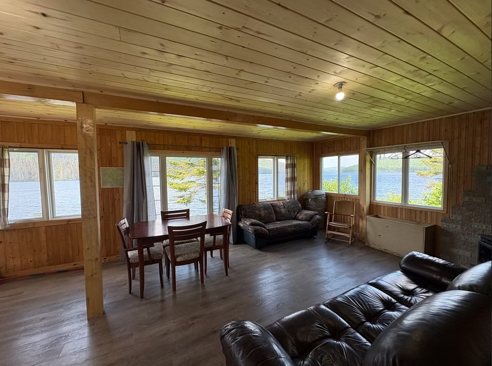 Chalet Lynx — Domaine du Lac Kergus – Domaine du Lac Kergus