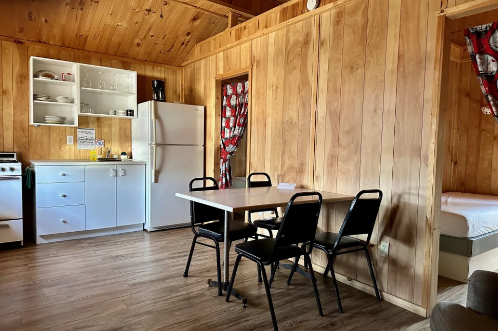 CHALET 12 – Dorval Lodge