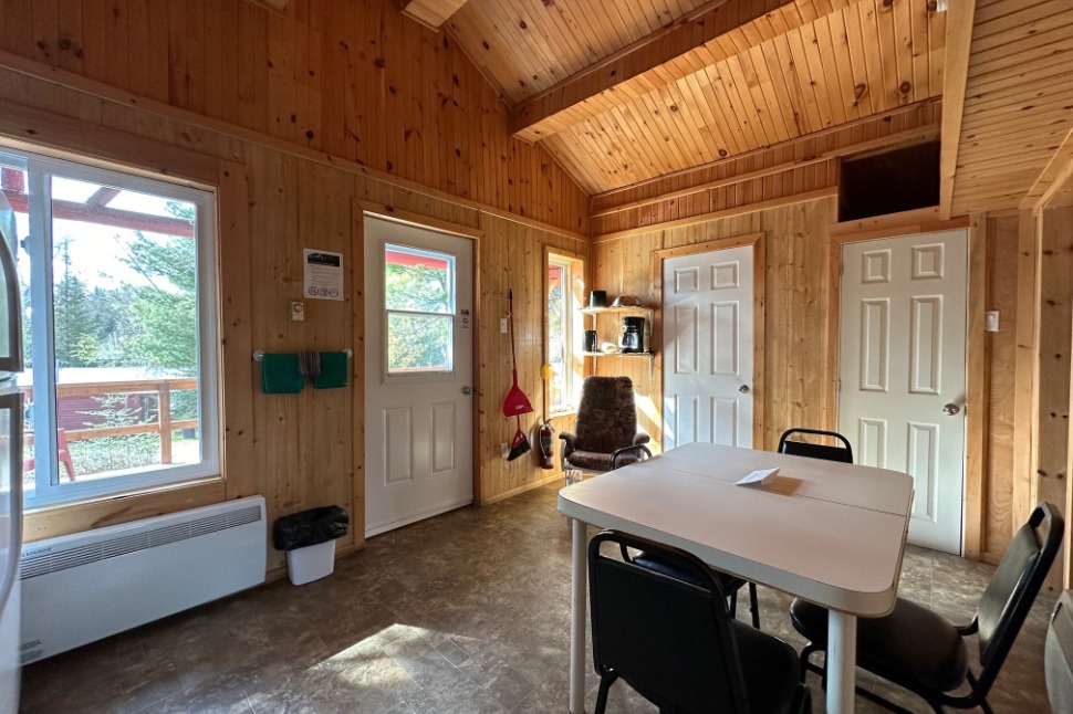 CHALET 16 – Dorval Lodge