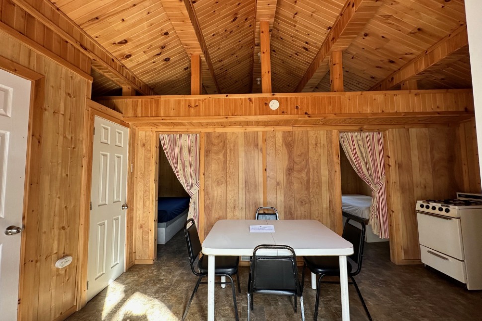 CHALET 16 – Dorval Lodge
