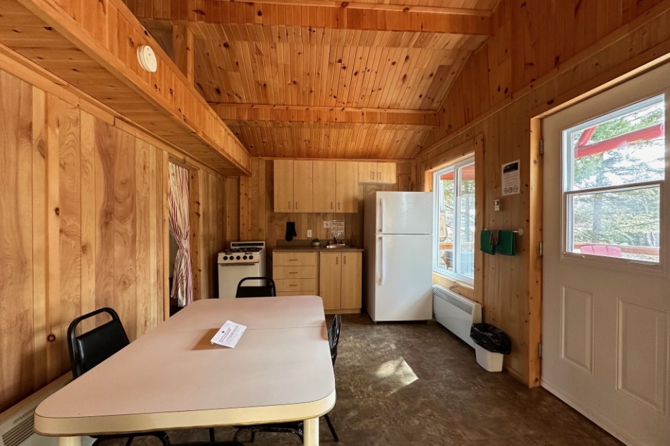 CHALET 16 – Dorval Lodge