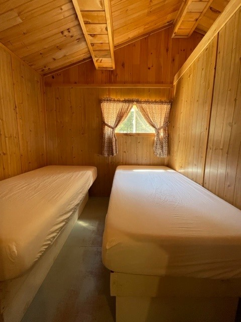 CHALET 2 – Dorval Lodge