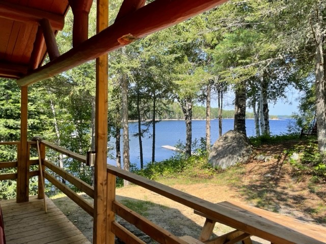 CHALET 2 – Dorval Lodge