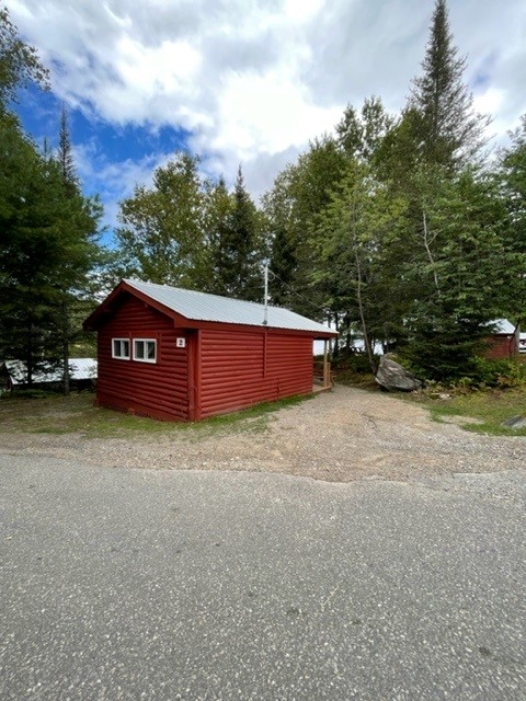 CHALET 2 – Dorval Lodge