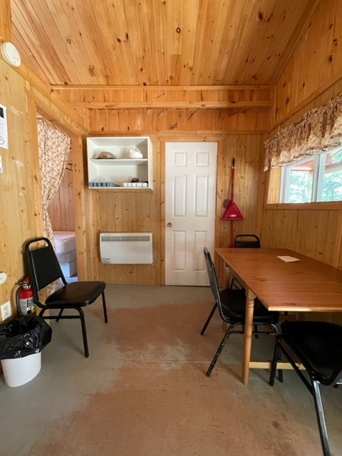 CHALET 2 – Dorval Lodge