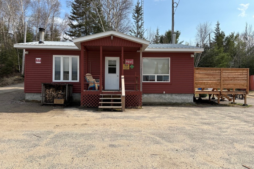CHALET 22 – Dorval Lodge