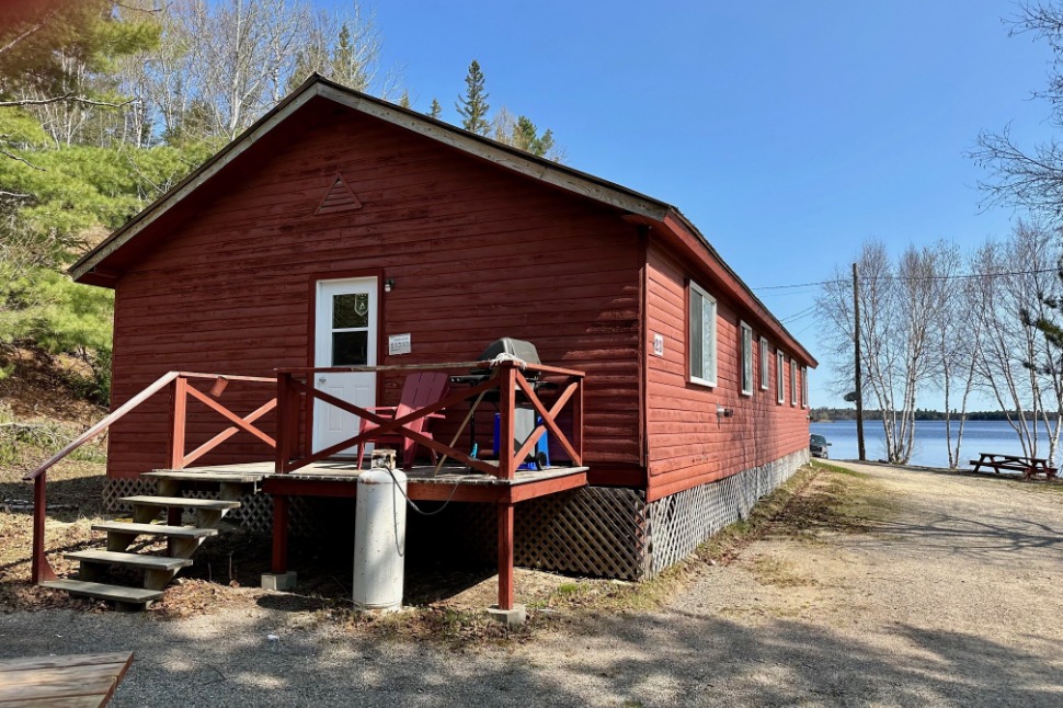 CHALET 23 – Dorval Lodge