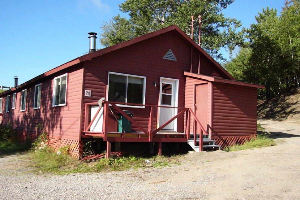 CHALET 24 – Dorval Lodge