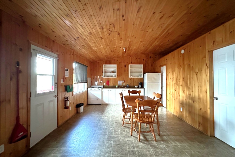 CHALET 27 – Dorval Lodge