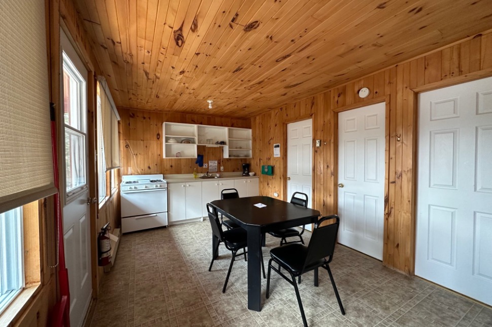 CABIN 29 – Dorval Lodge