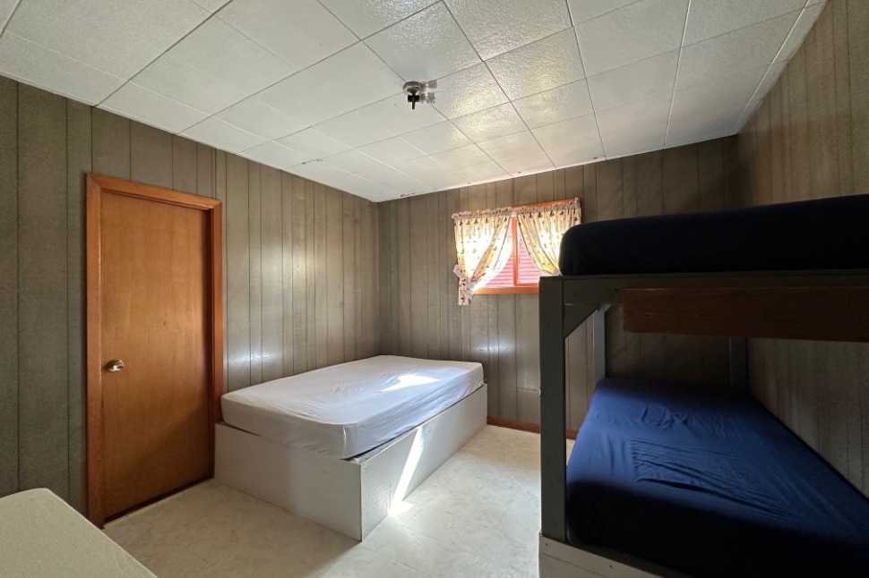 Chalet 32 – Dorval Lodge