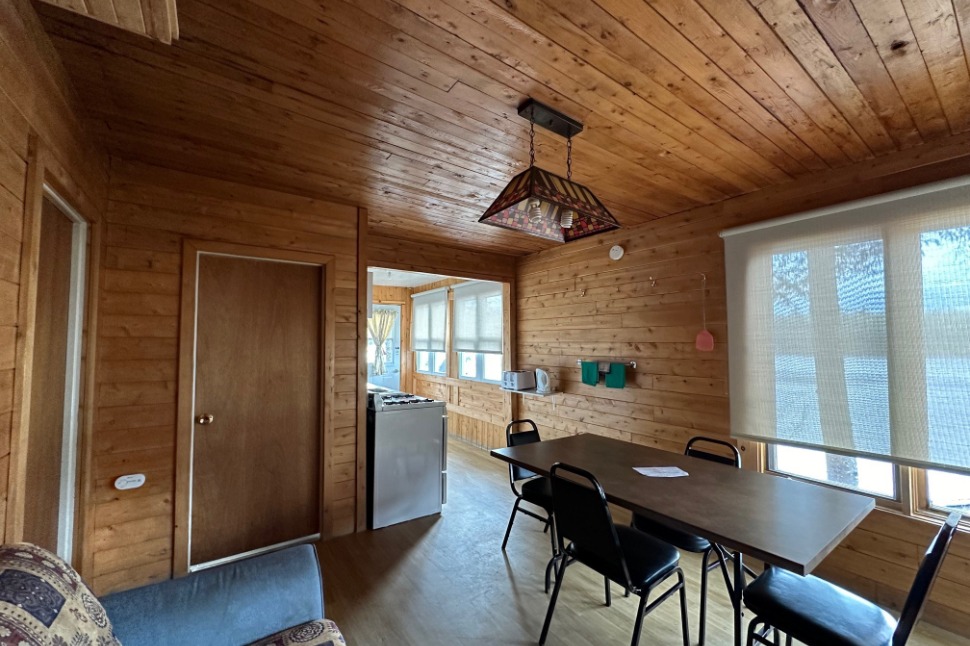 Chalet 32 – Dorval Lodge