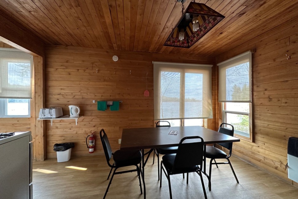 Chalet 32 – Dorval Lodge