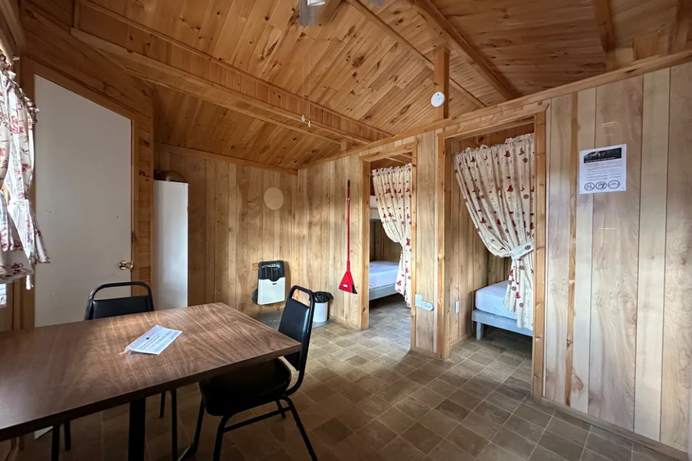 CHALET 4 – Dorval Lodge