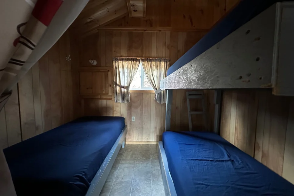 CHALET 5 – Dorval Lodge