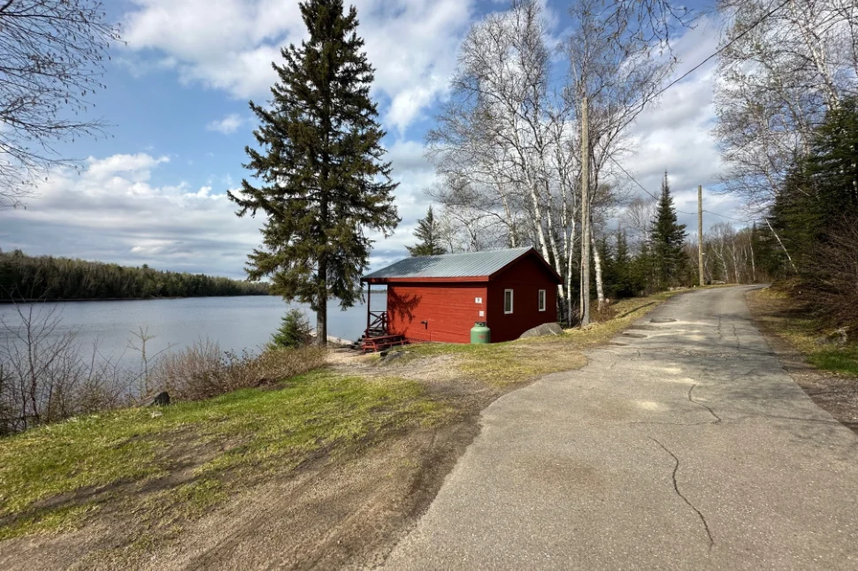 CHALET 7 – Dorval Lodge