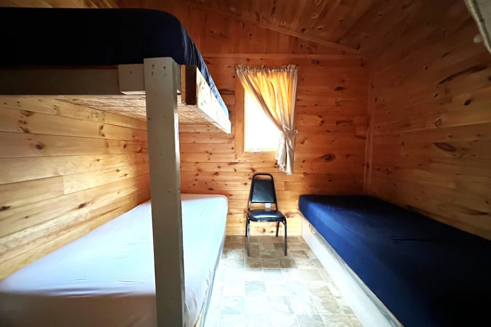 CHALET 7 – Dorval Lodge