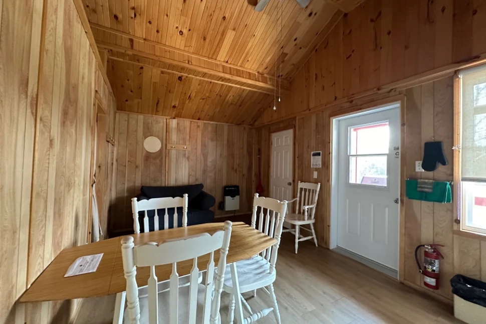 CHALET 8 — Dorval Lodge – Dorval Lodge