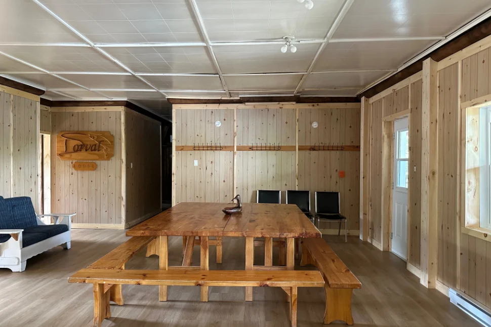 CHALET AUBERGE – Dorval Lodge