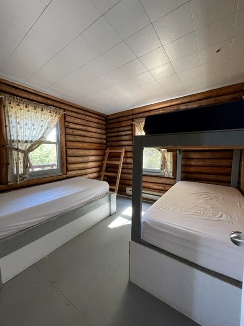 LOG CABIN – Dorval Lodge