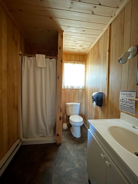 LOG CABIN – Dorval Lodge