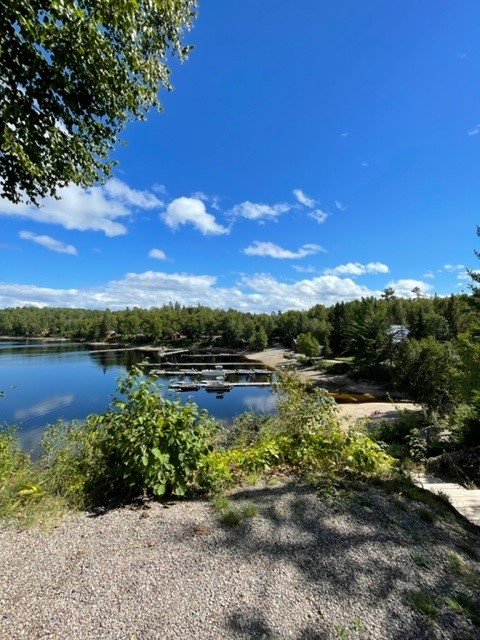 LOG CABIN – Dorval Lodge
