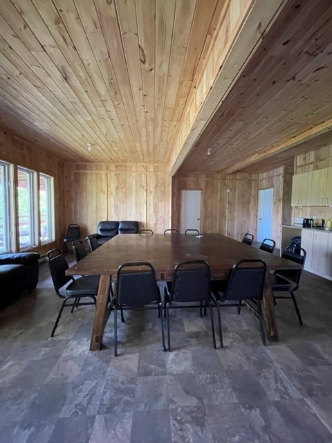 CHALET DOZOIS – Dorval Lodge