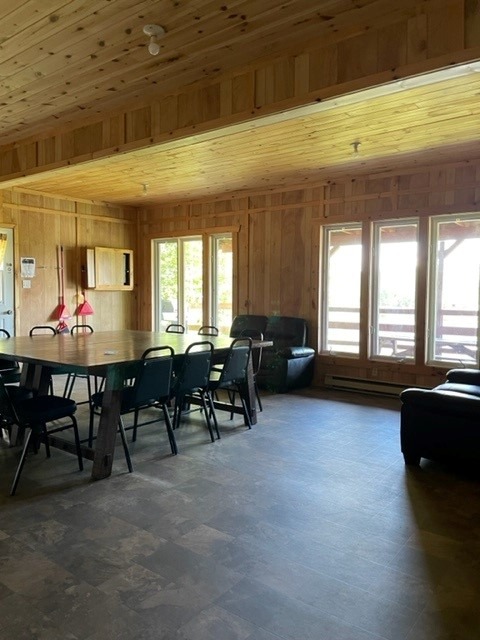 CHALET DOZOIS – Dorval Lodge