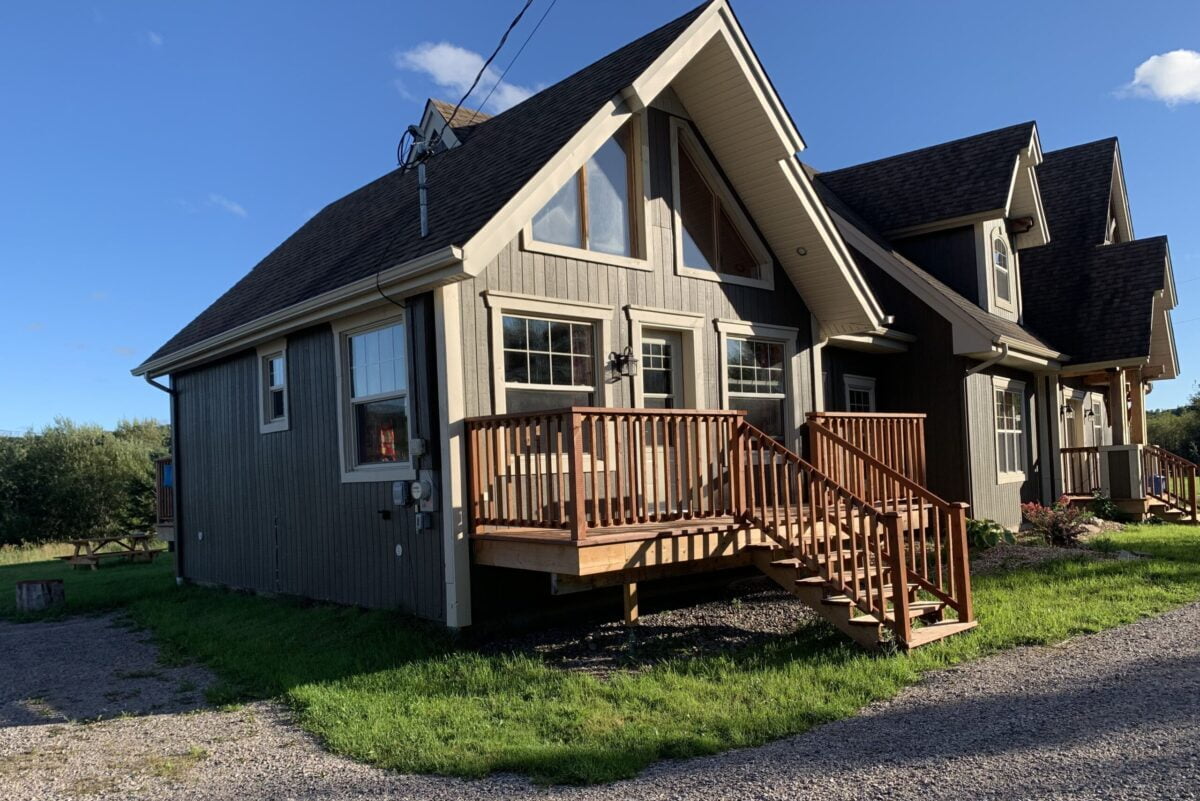 THE FIREFLIES CABIN – THE FIREFLIES CABIN