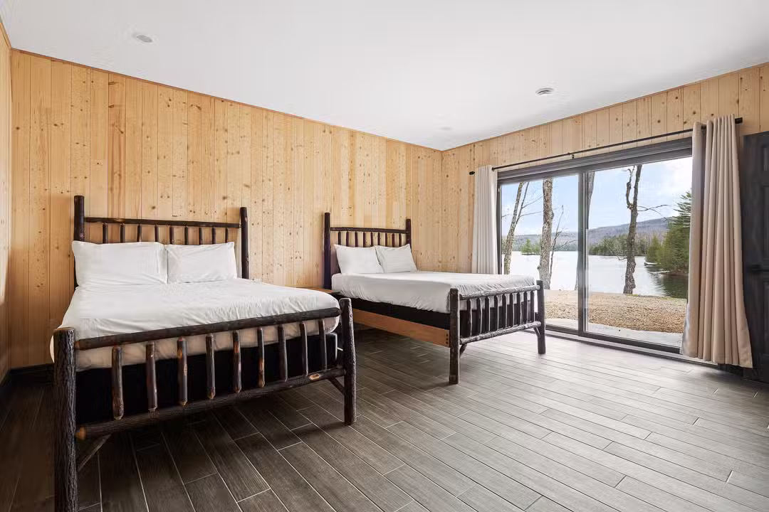 CHALET BAIE NOIRE – Kenauk Nature