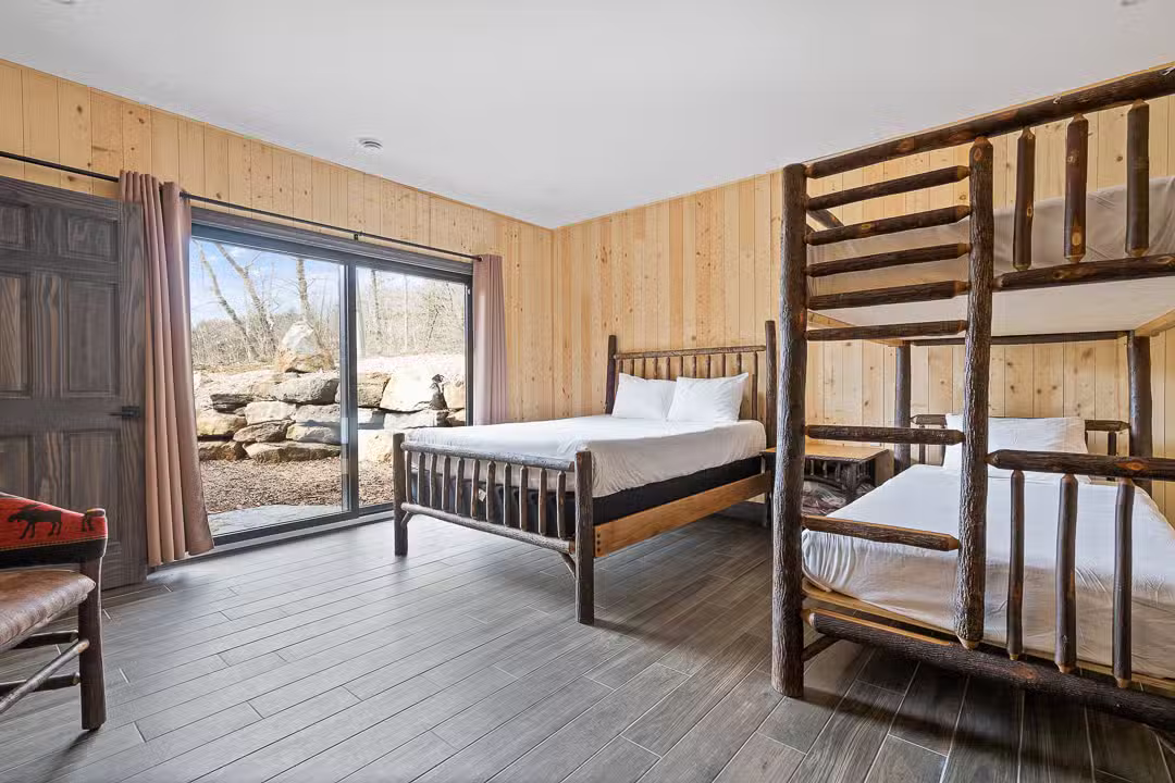 CHALET BENT — Kenauk Nature – Kenauk Nature