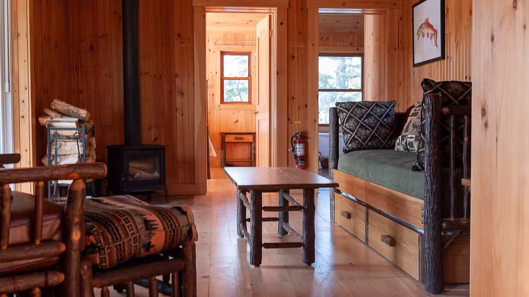 COMMANDANT CHALET – Kenauk Nature