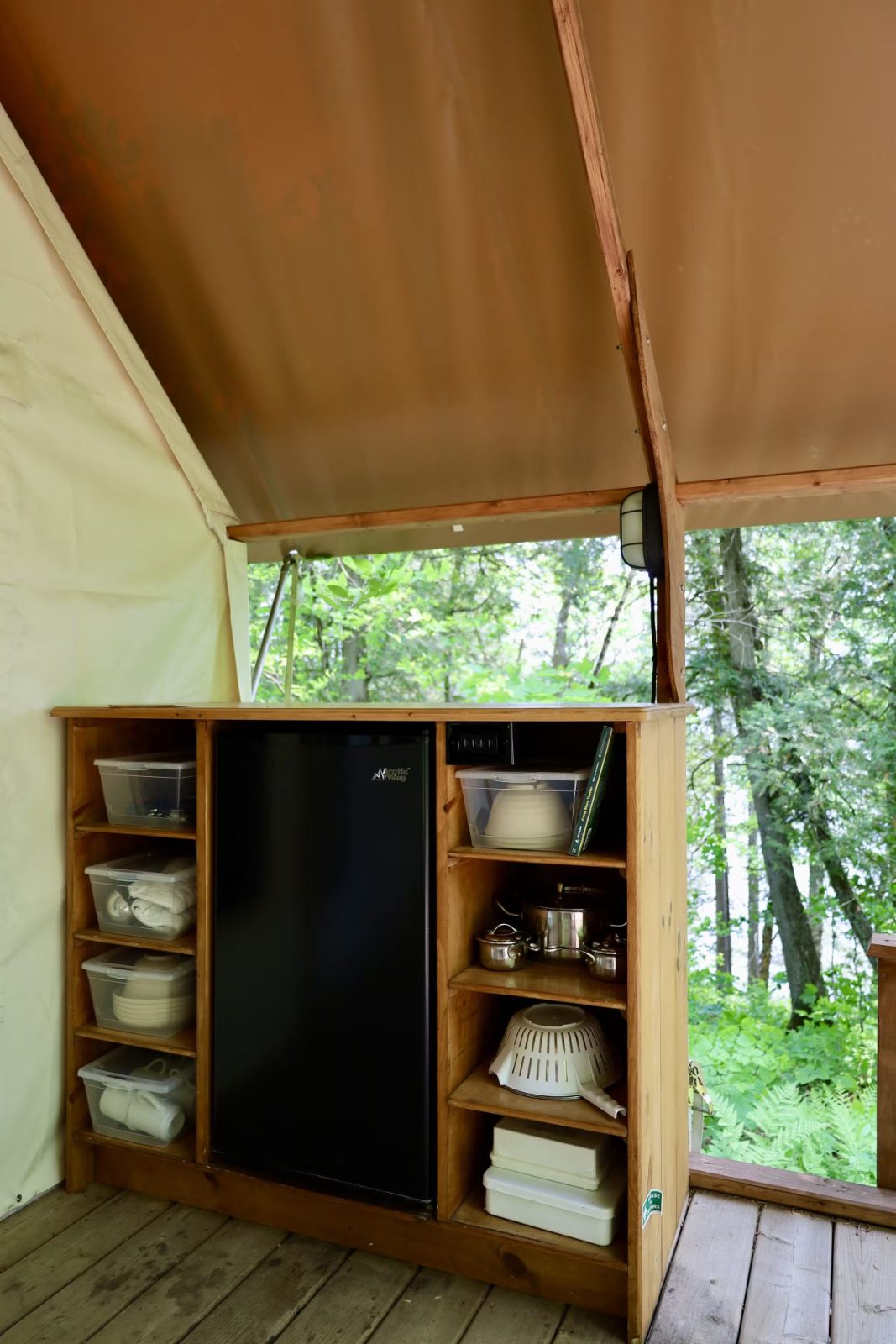 CHALET COYOTTE – Kenauk Nature