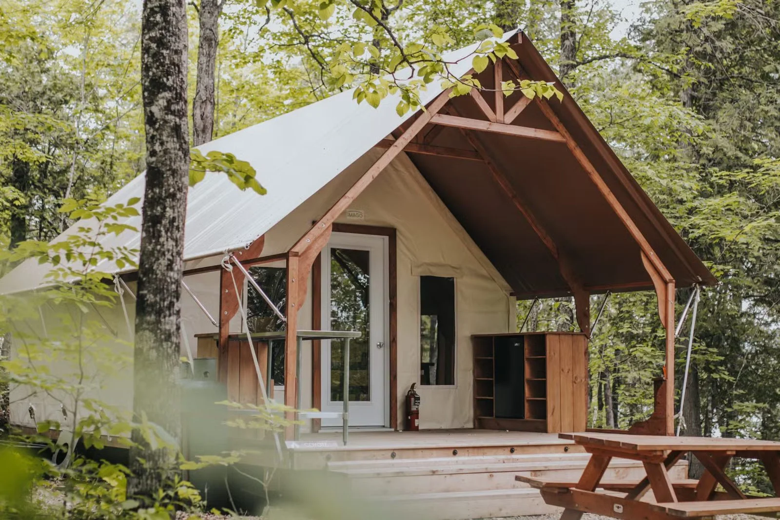 CYPRÈS CHALET – CYPRÈS CHALET