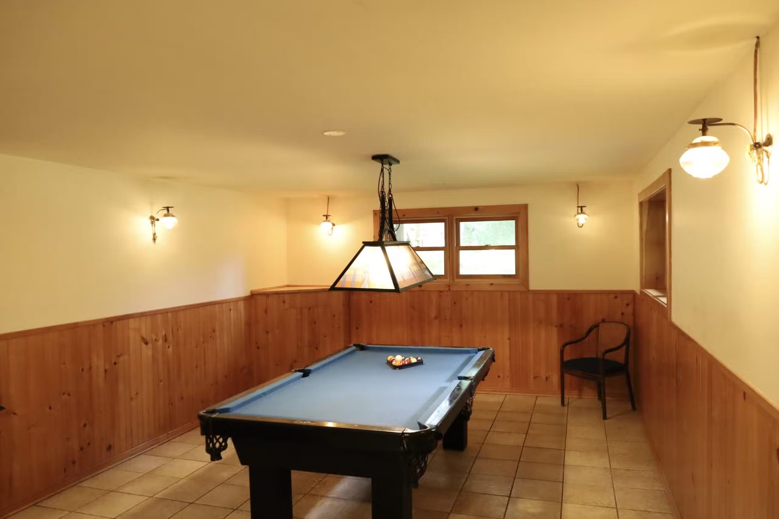DES PINS CABIN – Kenauk Nature