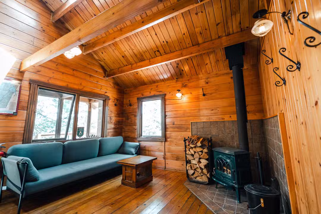 HIDDEN CABIN – Kenauk Nature