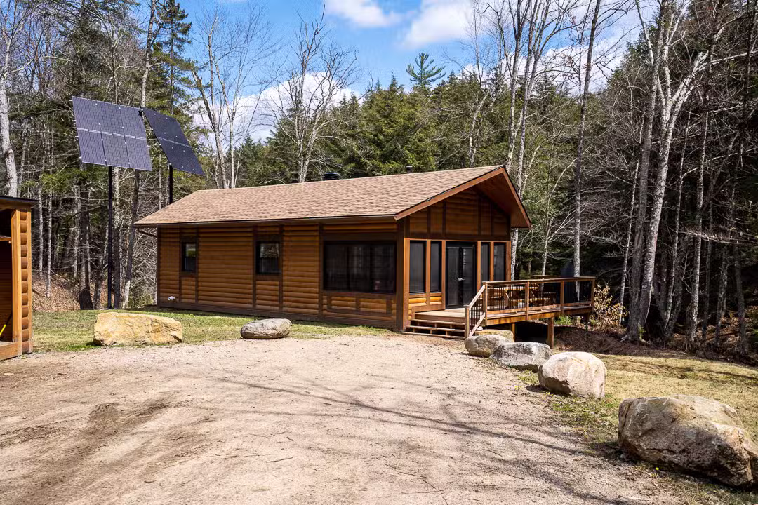 LES RAPIDES CABIN – Kenauk Nature