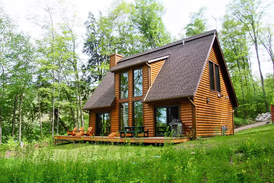 MAKWA CABIN – Kenauk Nature