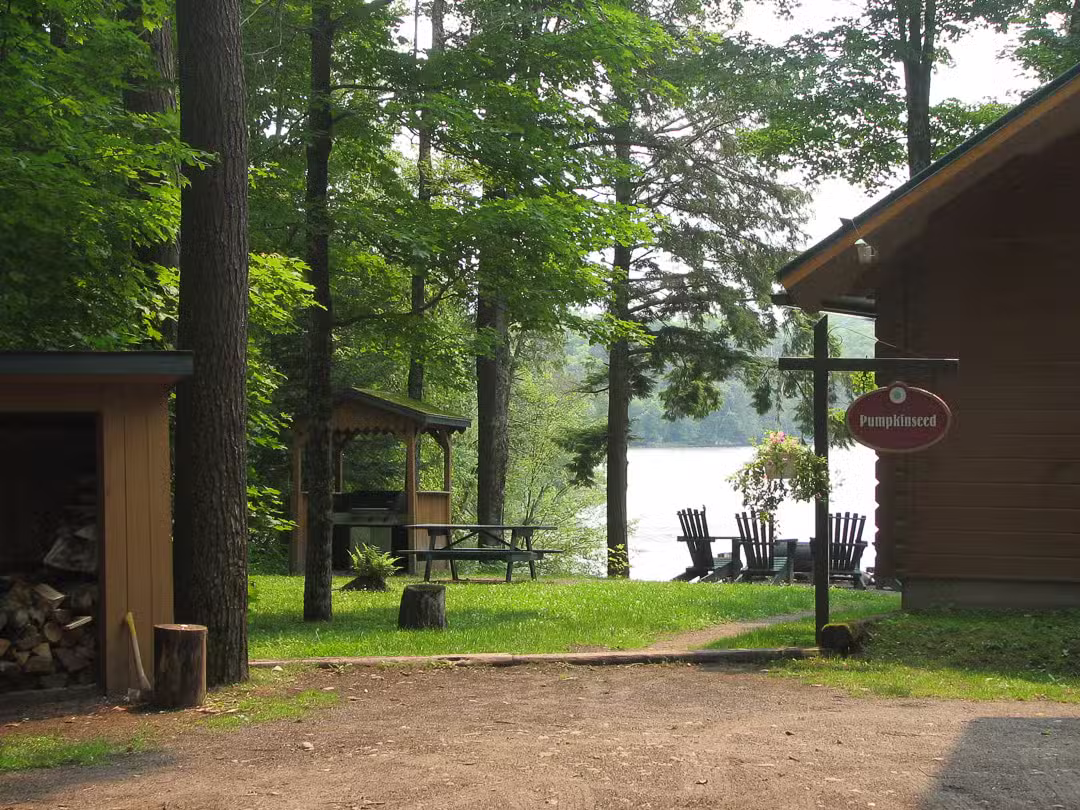 PUMPKINSEED CABIN – Kenauk Nature