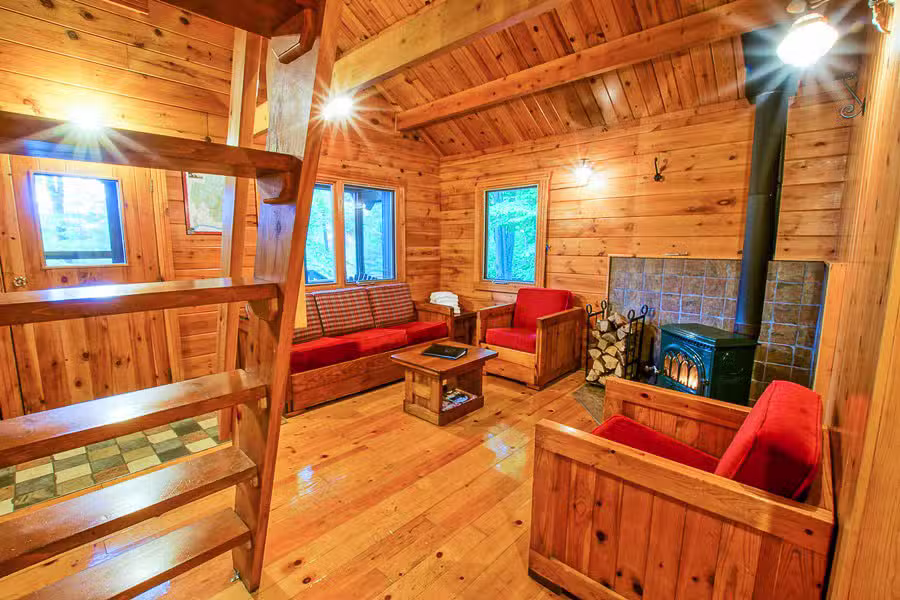 PUMPKINSEED CABIN – Kenauk Nature