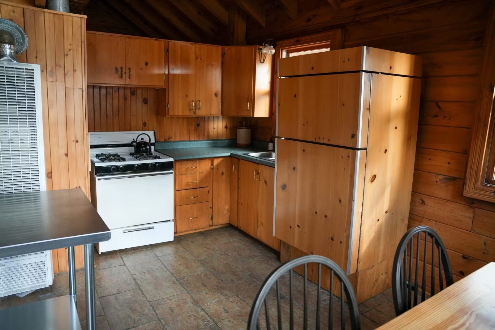 PUMPKINSEED CABIN – Kenauk Nature