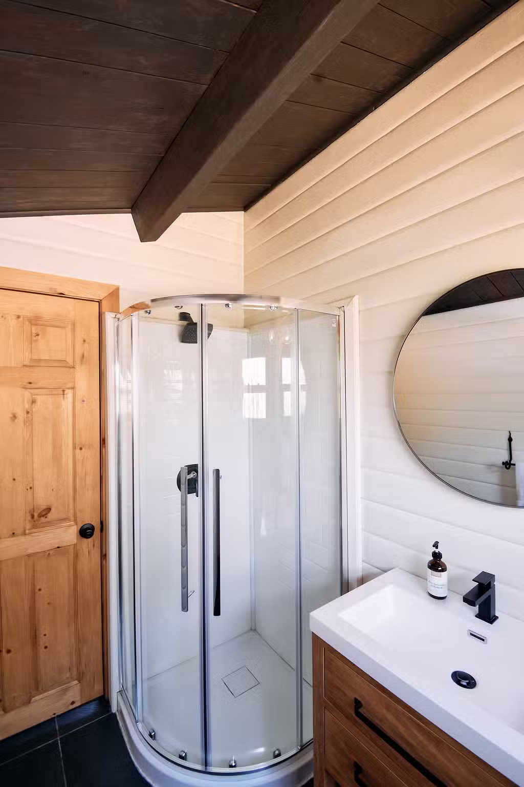 GREEN CHALET – Kenauk Nature