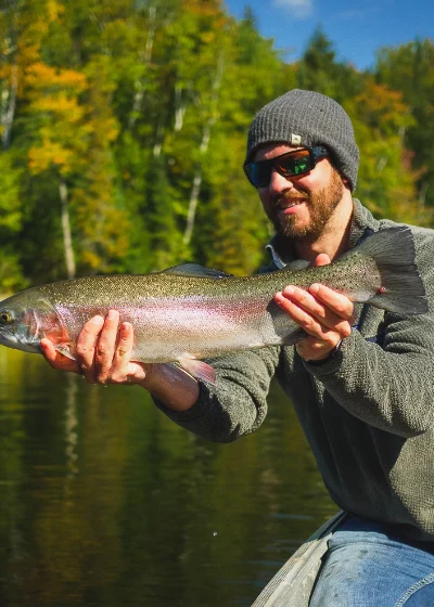 Fishing Rainbow trout at Kenauk Nature, Outaouais, Quebec — photo 5